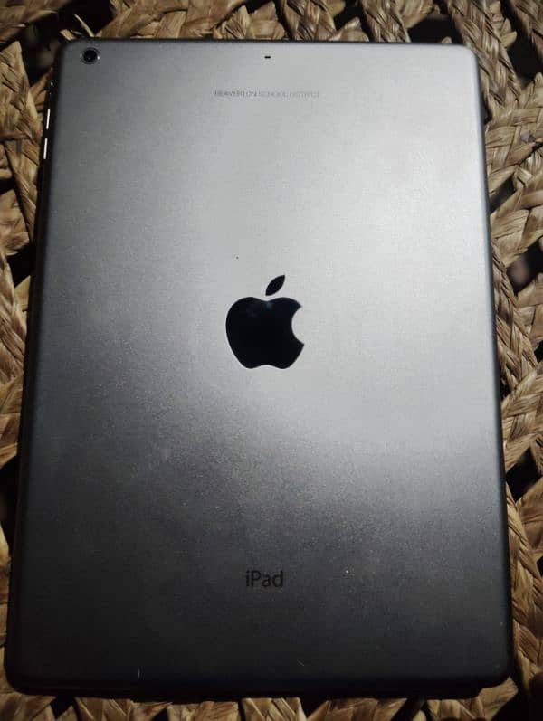 ipad Air 16GB 10 10condition 2