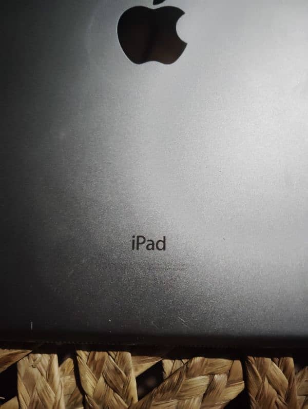 ipad Air 16GB 10 10condition 3