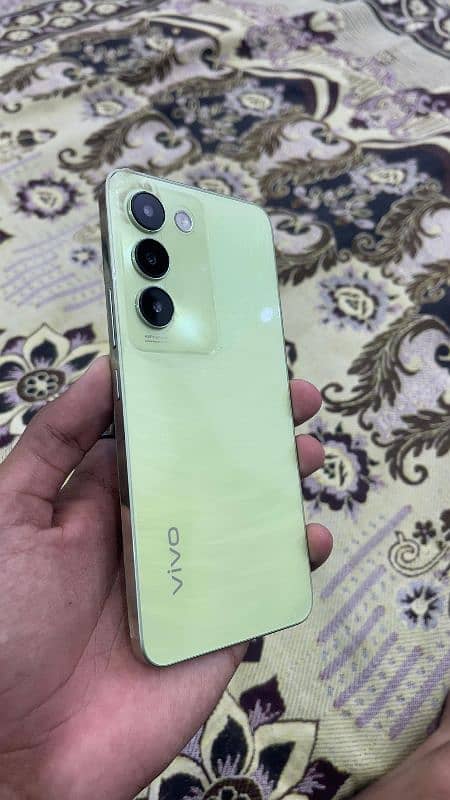 Vivo y100 Green Colour 4