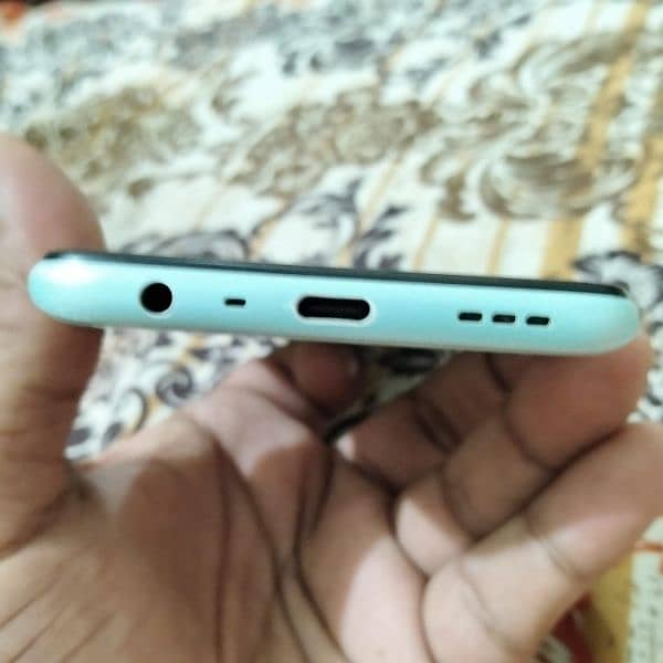 dabba charger available oppo A52 0