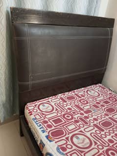 single bed with  mattress