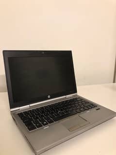 HP Elitebook 2570p with charger