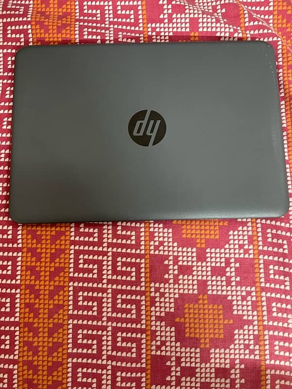 HP streambook 4/64gb window 10 pro latest version 8