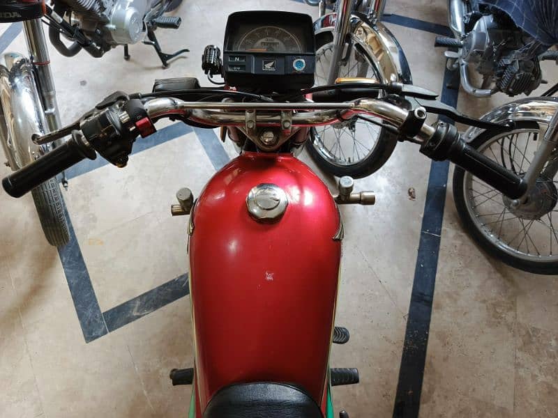 Honda 70 in Good condition 2