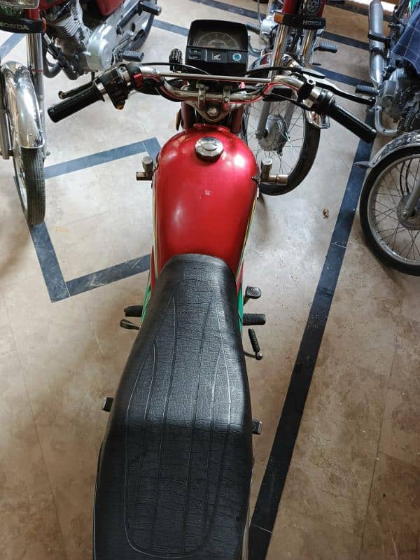 Honda 70 in Good condition 5