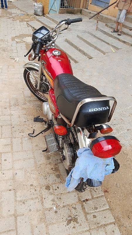 United 125cc Karachi Registered 4