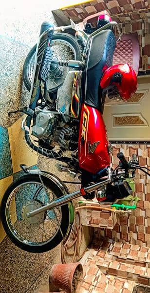 Honda 125 special edition self start look like new ma Sha ALLAH 1