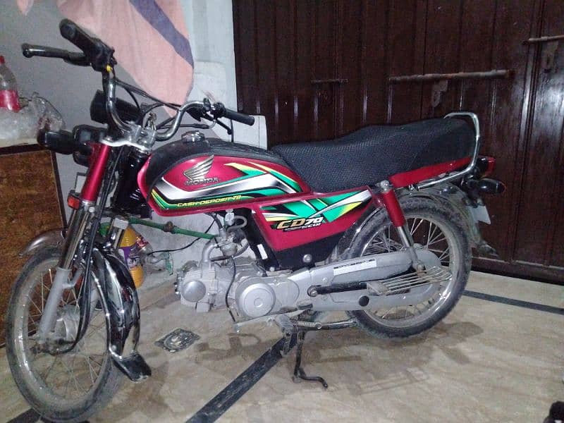 Honda CD70 In Red Colour 2