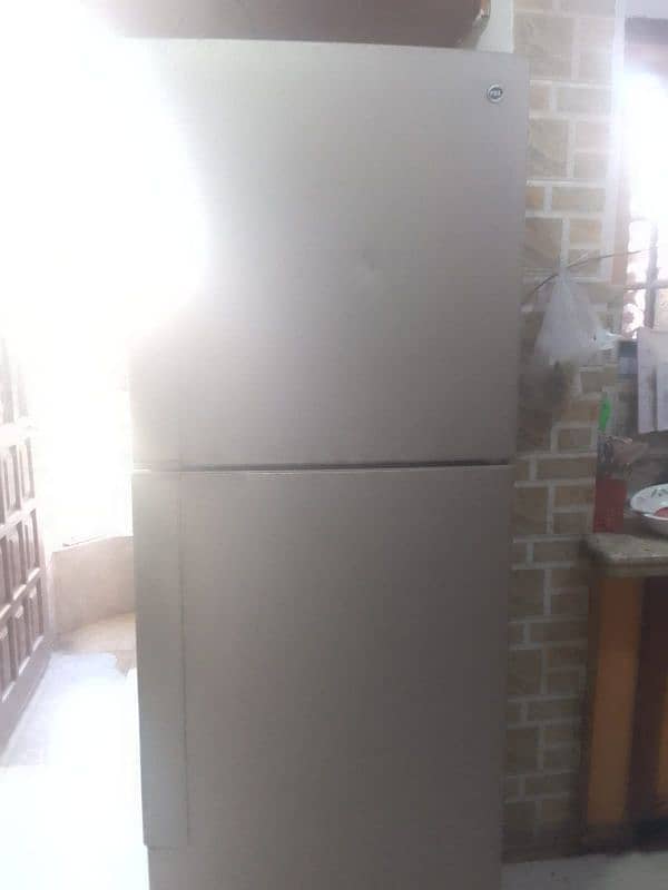 PEL 18 cubic Refrigerator Good Condition 1