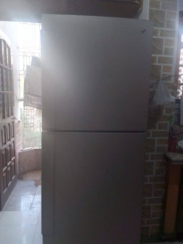 PEL 18 cubic Refrigerator Good Condition 3