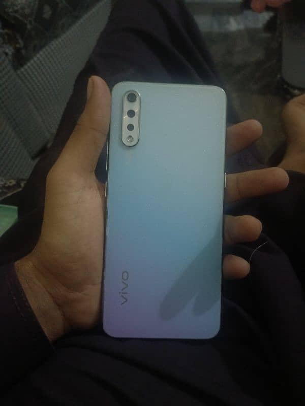 vivo s1 1