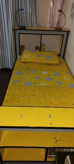 2 kids bed with one floor bed (Urgent sale)