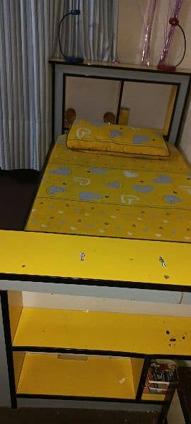 2 kids bed with one floor bed (Urgent sale) 6