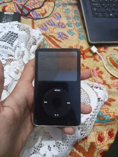 Apple Ipod Classic (80+gb) 0