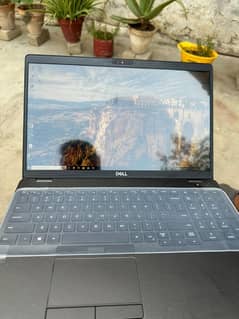 Dell 5501 core i7 9th gen 10/10 condition