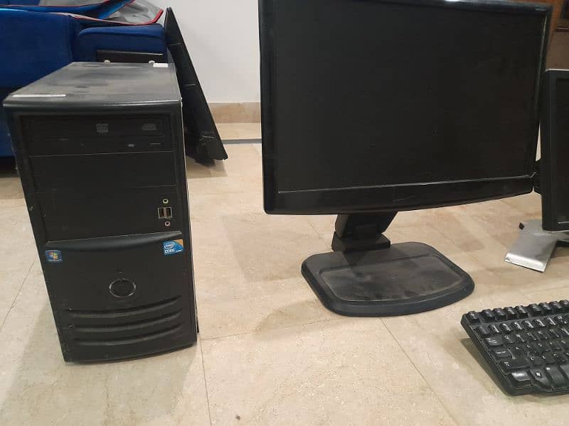 2 cpu, 2 monitors 1