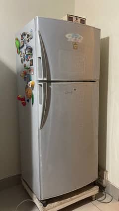 Dawlance refrigerator Large size for sale