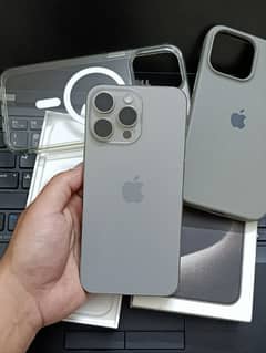 iphone 15 pro max 256gb (Pta Approved) Natural Titanium 0