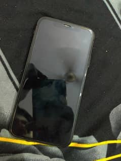 Condition 10/9 Iphone 11 64gb (JV)