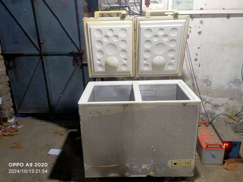 Haire chest freezer urgent sale ha 4