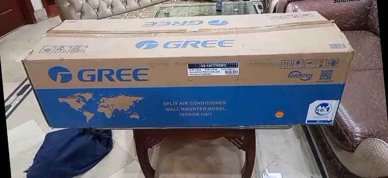 Gree 1.5 ton ac heat and cool urgent sale my WhatsApp 03/26/75/49/26/6 1