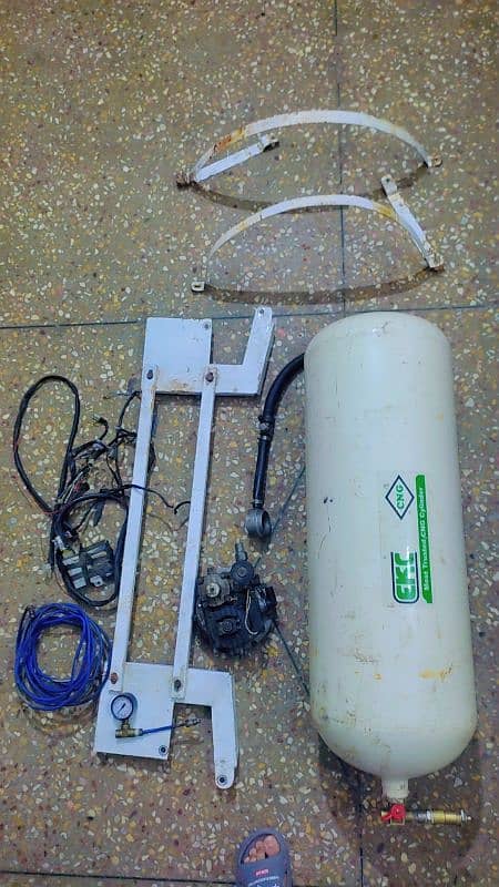 CNG cylinder and Kit for sale 1