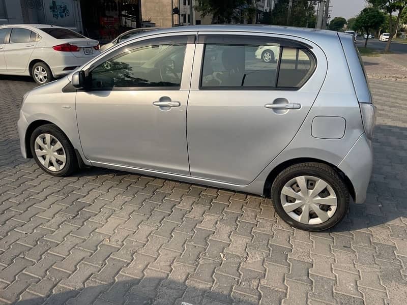 Daihatsu Mira ES 2015 1