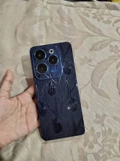 infinix hot 40 8+8/256