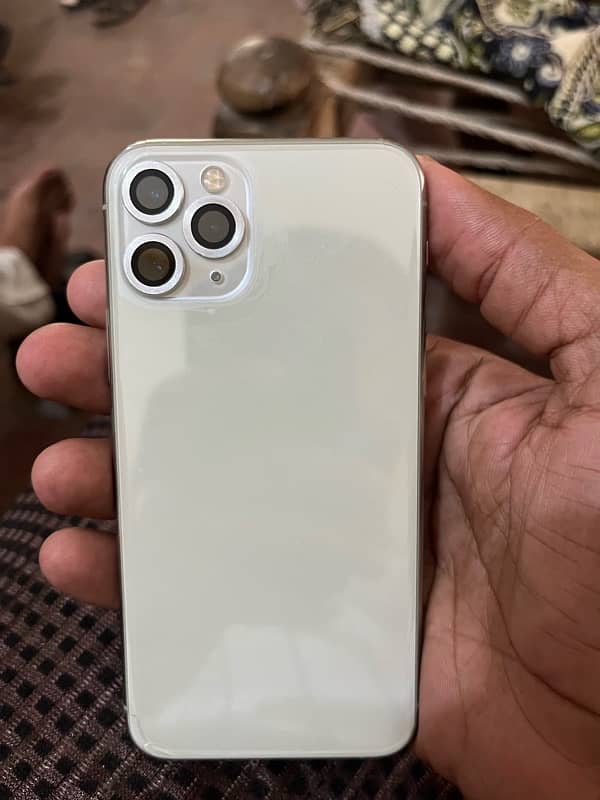 iphone 11pro 64gb white pta approved 1