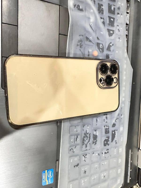 iphone 13 Pro Max - Gold 256 GB 0