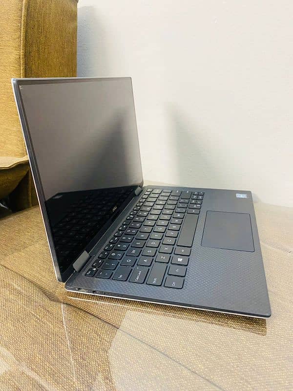 Dell Laptop XPS 13 9365 11