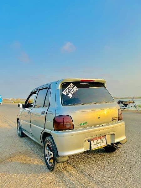 Daihatsu Cuore 2004 1