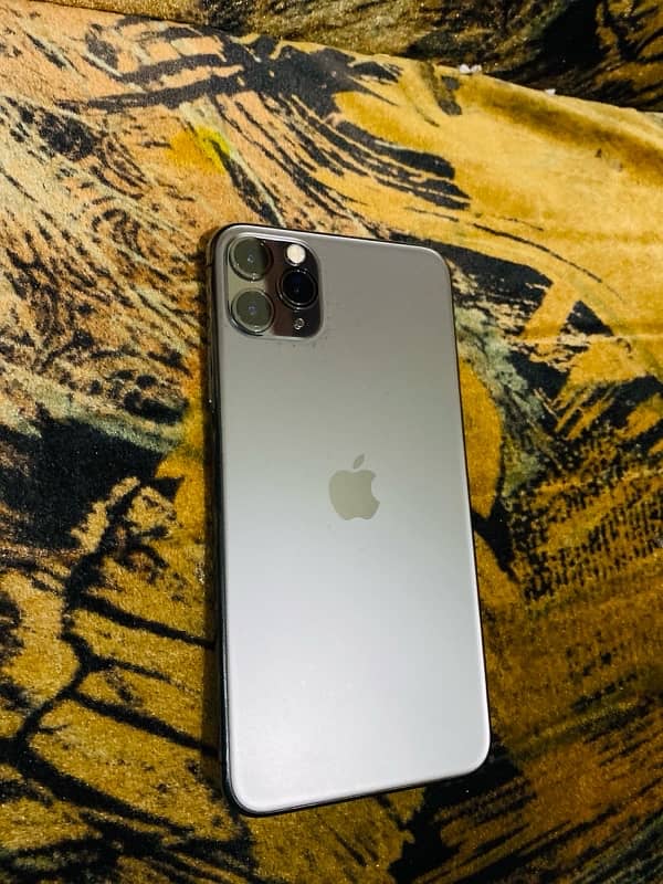 Iphone 11 pro Max 1