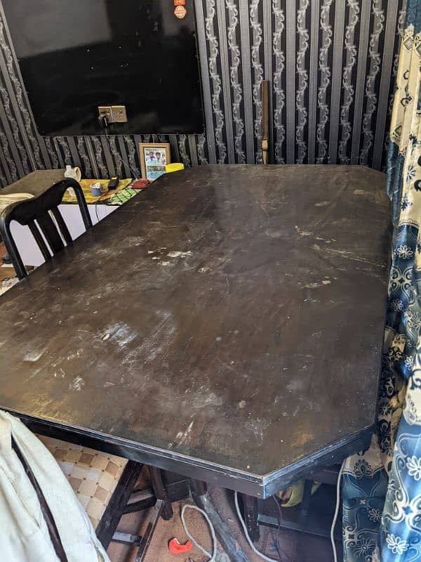 dining table wood urgent sell 1