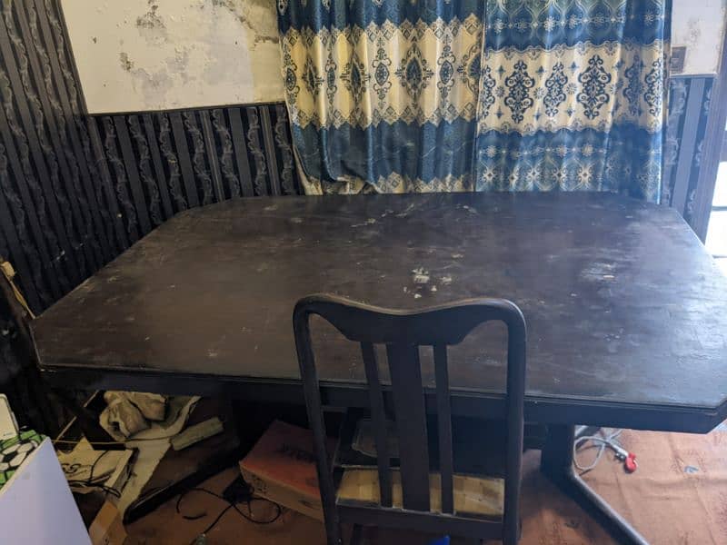 dining table wood urgent sell 3