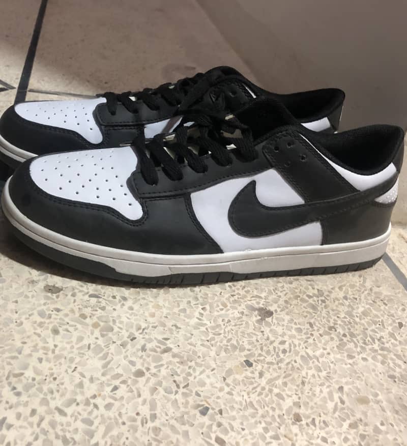 Nike Panda Dunks (Lows) 3