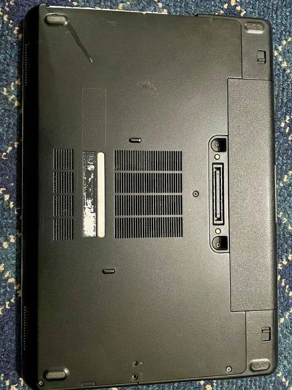 Dell Latitude E6440 4