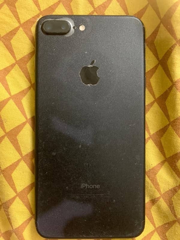 iphone 7plus 128gb PTA approved with box nd charger 10/10 condotion 3