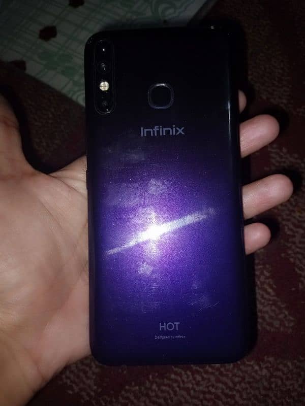 Infinix Hot 8 7