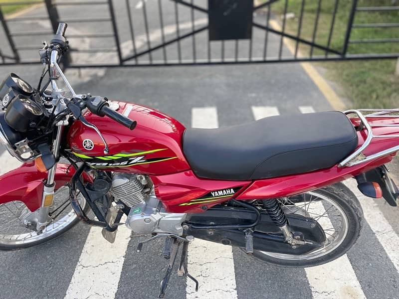 Yamaha bikes yb125z 7