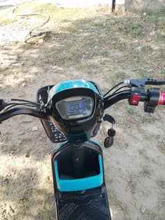 YJ FUTURE Indus model Scooty for sale