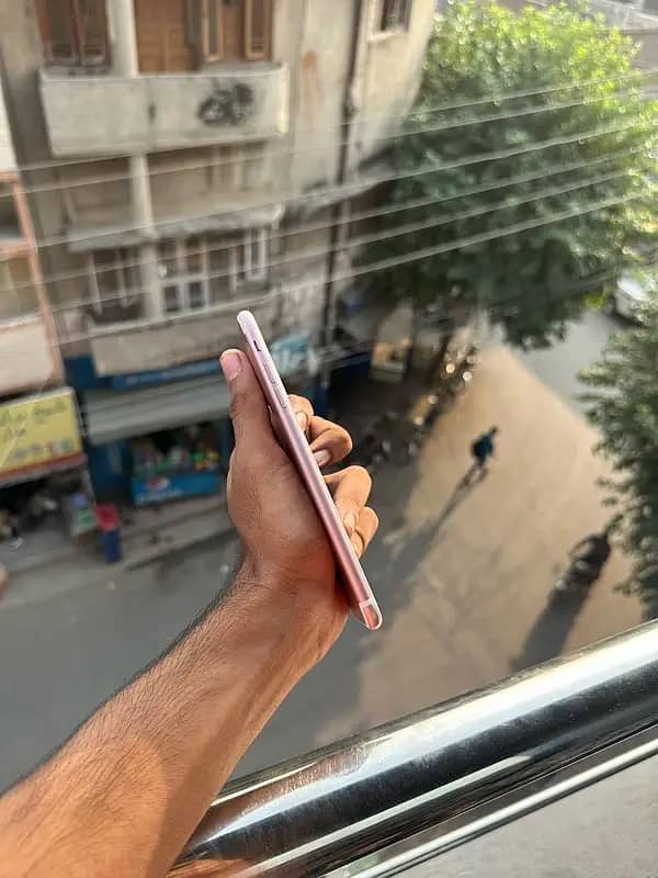 iPhone 7 Plus 128 GB 2