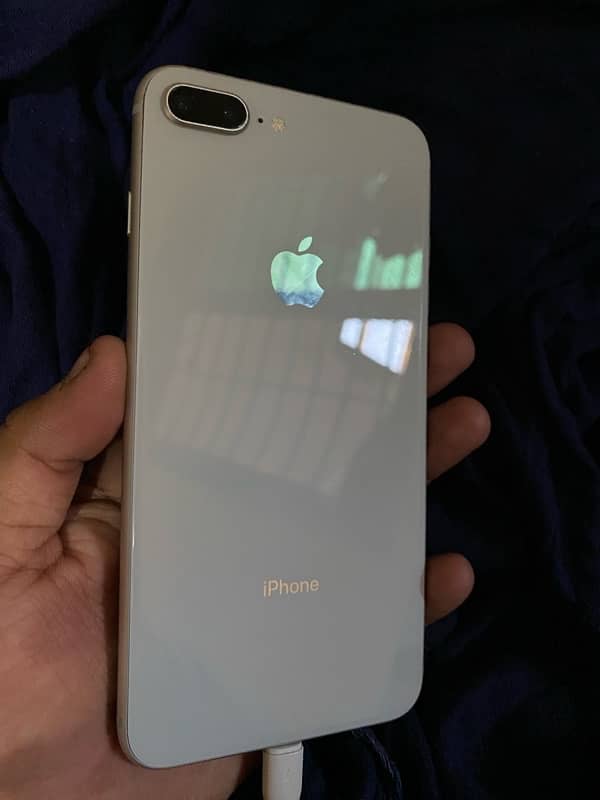 Iphone 8 plus 1