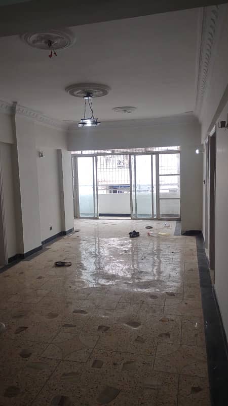 FLAT RENT RUFI LAKE DRIVE 4 BED DD 2ND FLOOR LIFT PARKING 2