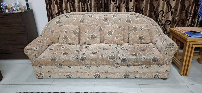 sofa 3 seater at throw away price 2