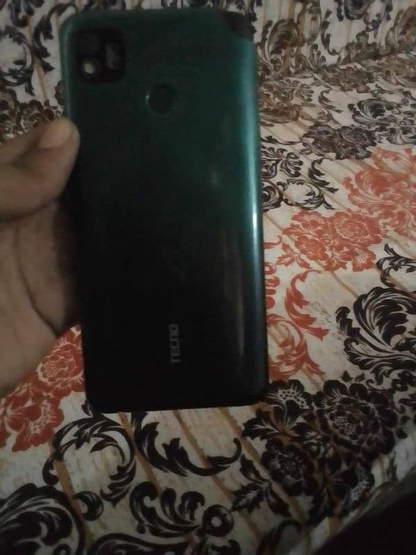 Am Selling My Tecno Pop 4 2