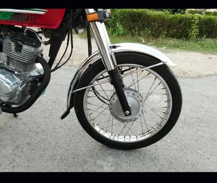 Honda 125 22/23 model 1