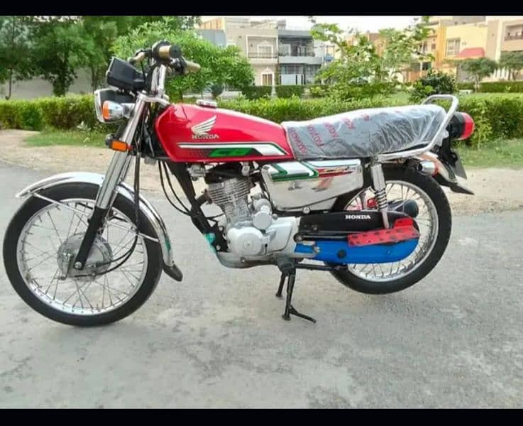 Honda 125 22/23 model 2