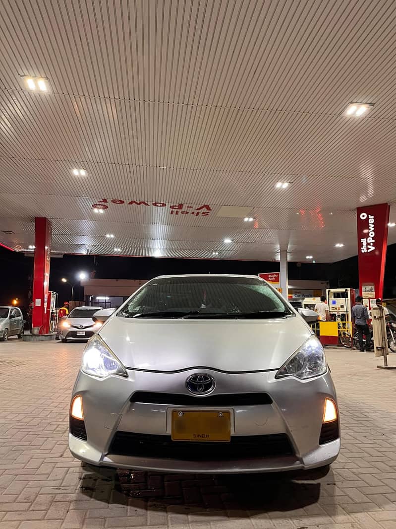 Toyota Aqua 2014 S Package 11