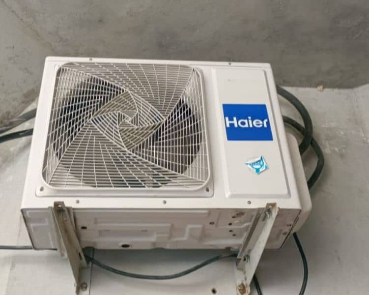 Haier DC inverter 1.5 ton 2